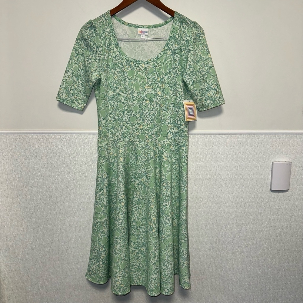 NWT! LuLaRoe L Dress Green/Multi-Color Floral Print Fit & Flare - Picture 2 of 11